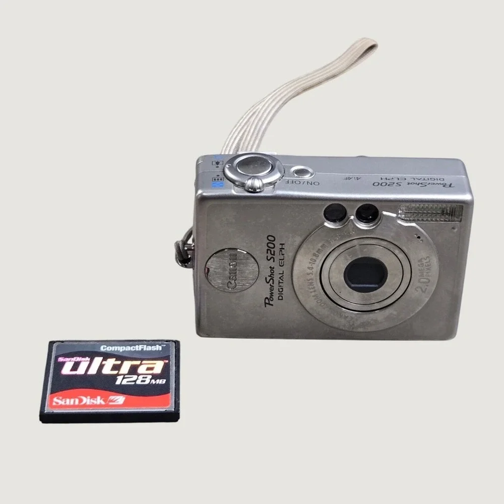Canon PowerShot S200 Digital 2.0MP ELPH PC1022 Camera Silver Tested